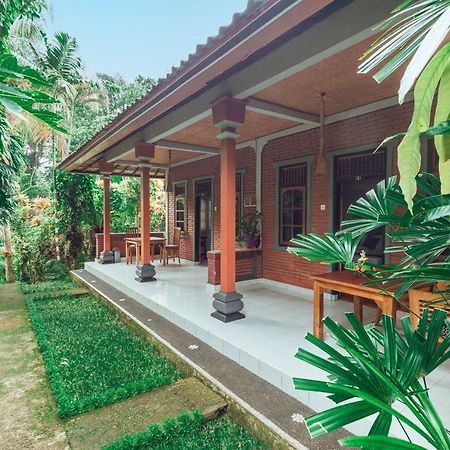 Suastika Lodge Ουμπούντ Εξωτερικό φωτογραφία